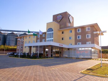 hotel 10 ponta grossa