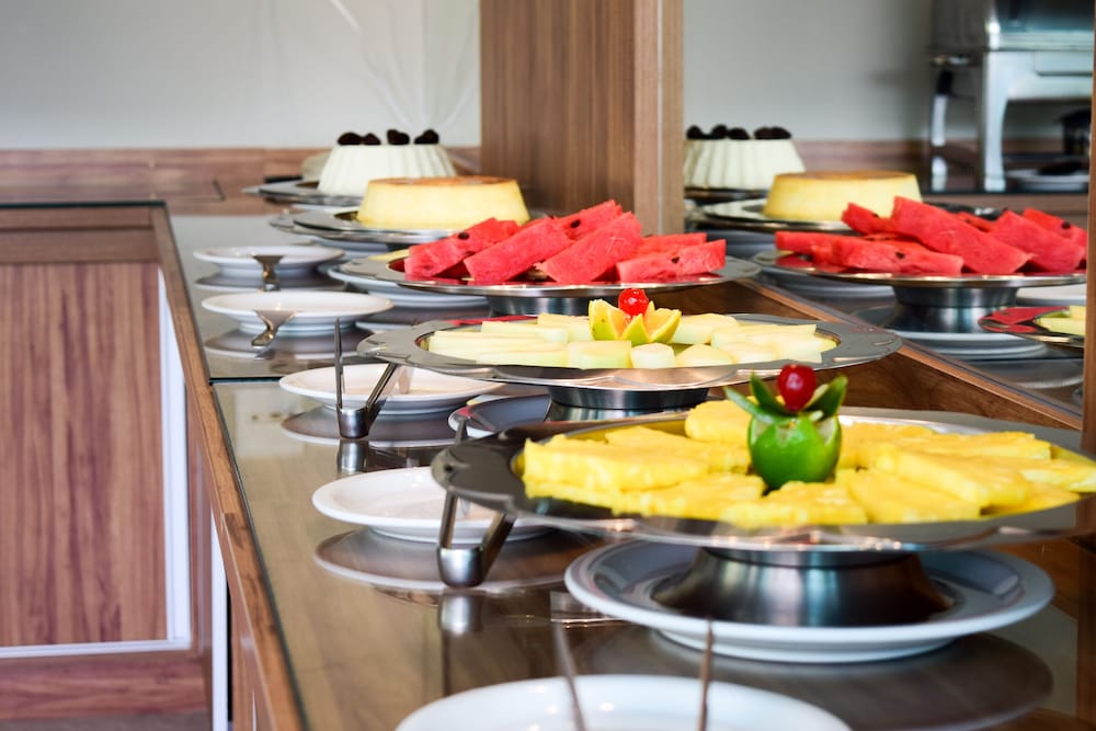 angra beach hotel