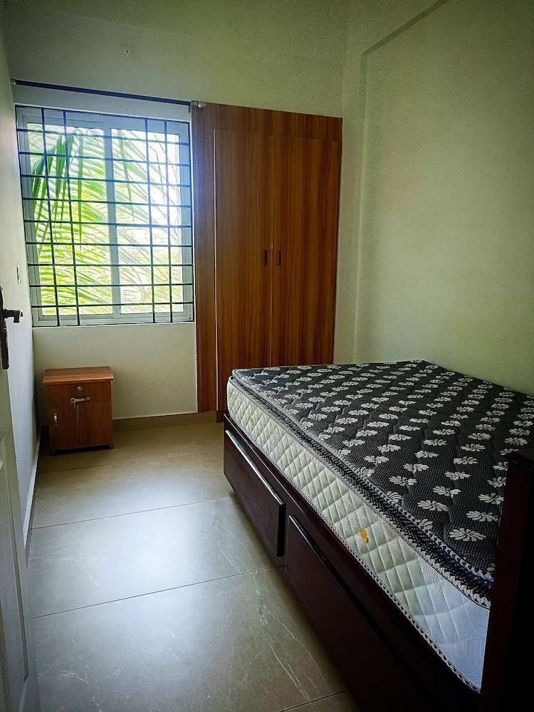 johana inn