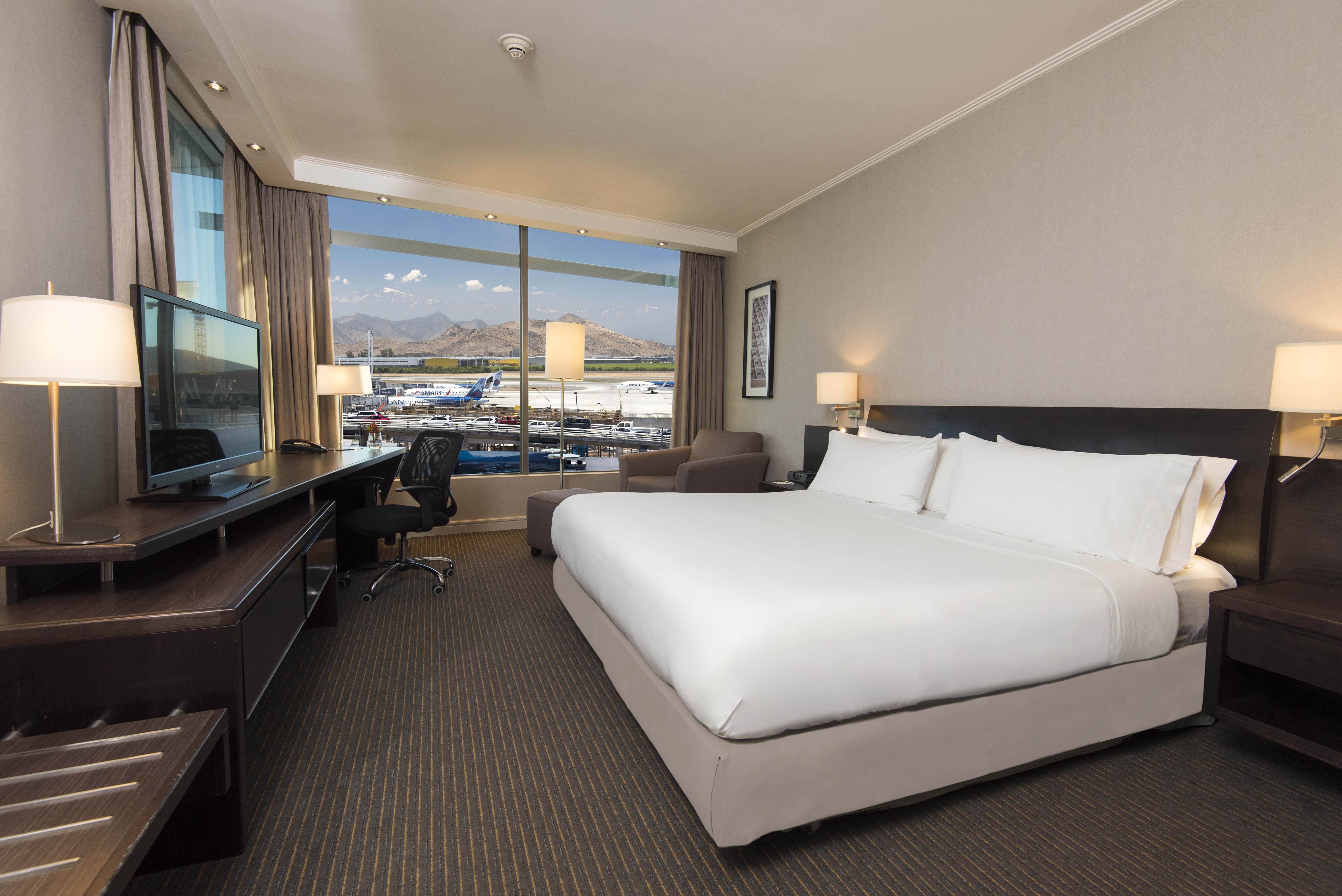 holiday inn santiago airport terminal by ihg