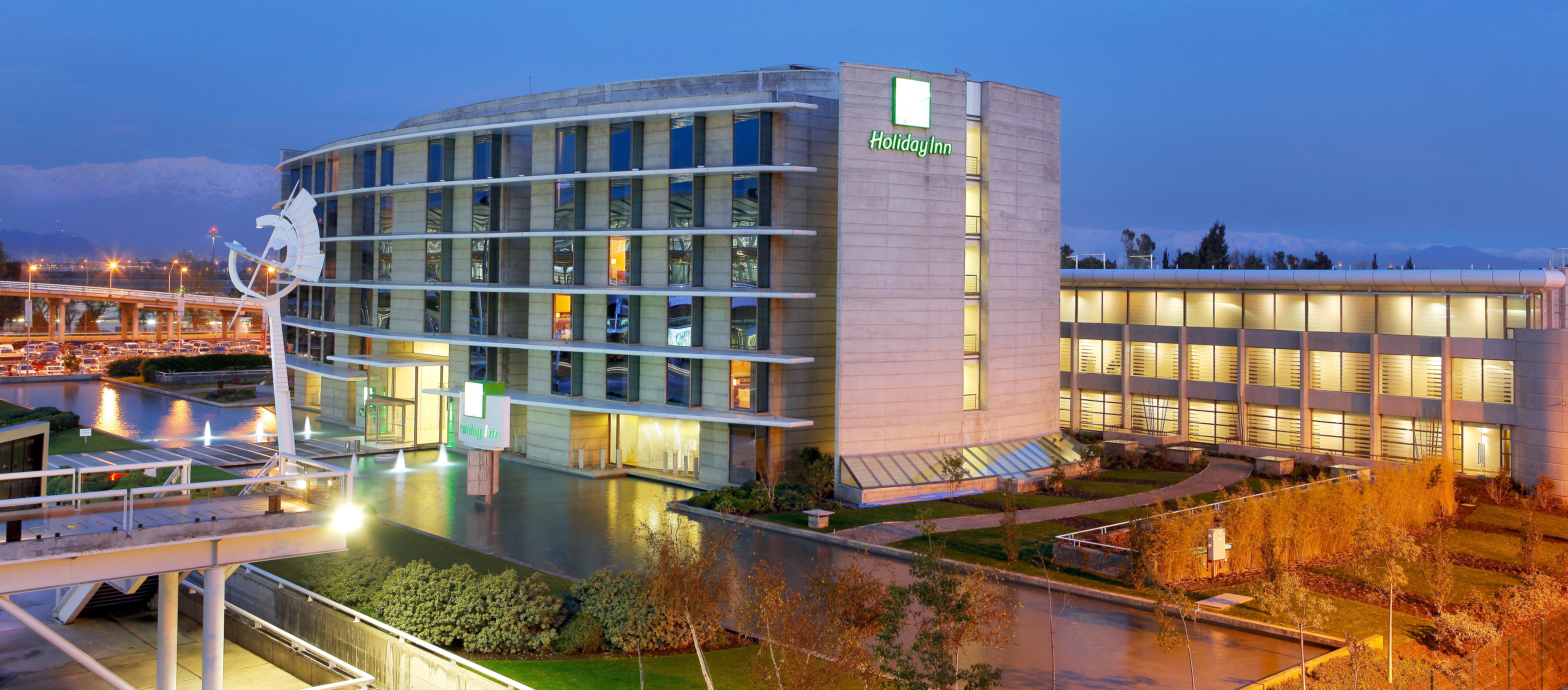 holiday inn santiago airport terminal by ihg
