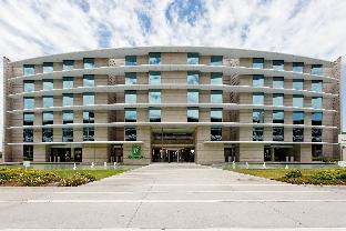 holiday inn santiago airport terminal by ihg