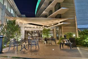 holiday inn santiago airport terminal by ihg