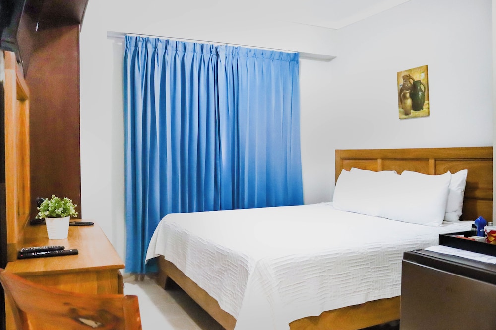 hotel century plaza