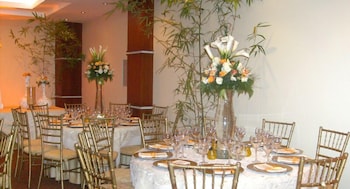 hotel century plaza