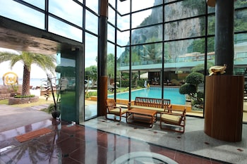 Phi Phi Nice Beach Hotel Hip,Ko Phi Phi Don>>Ko Phi Phi,4 star
