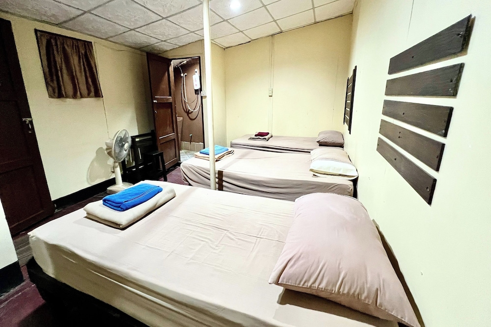 baan lanna at phrasingh