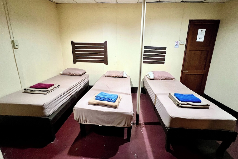 baan lanna at phrasingh