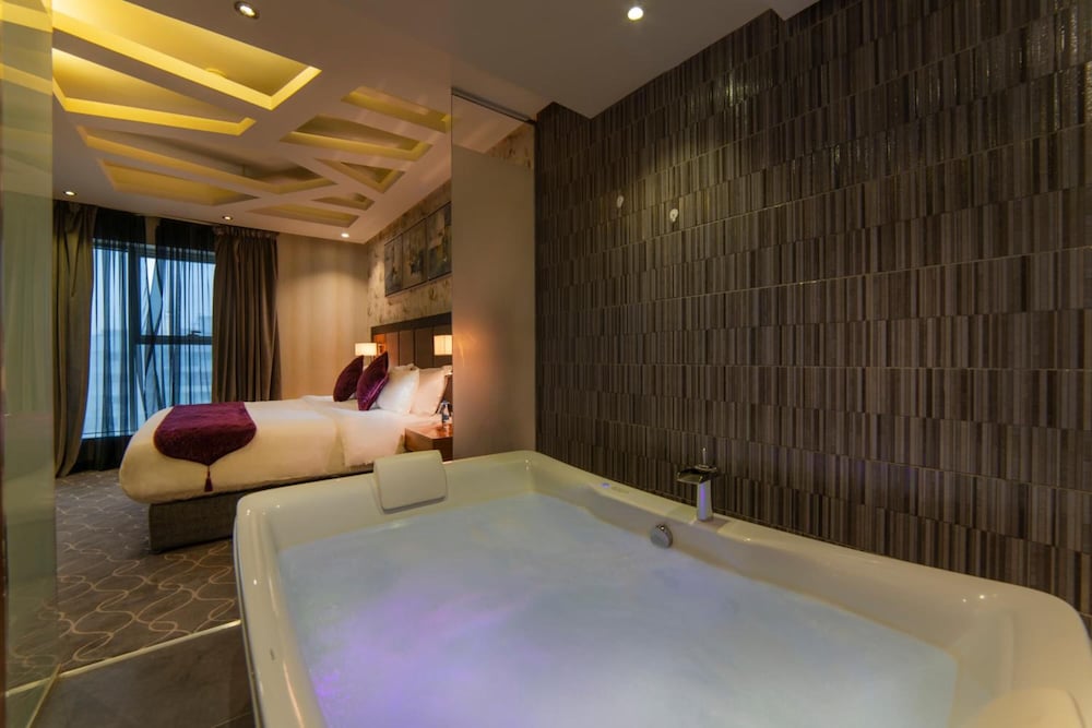 hyatt buyutat
