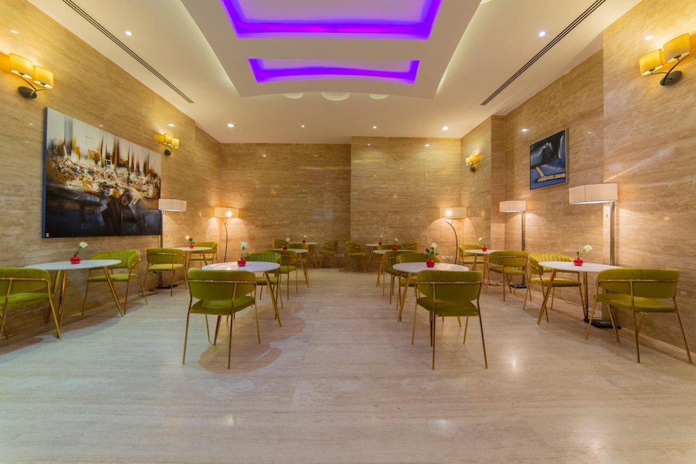 hyatt buyutat