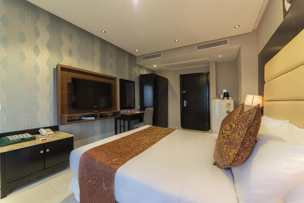 hyatt buyutat