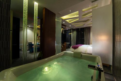 hyatt buyutat