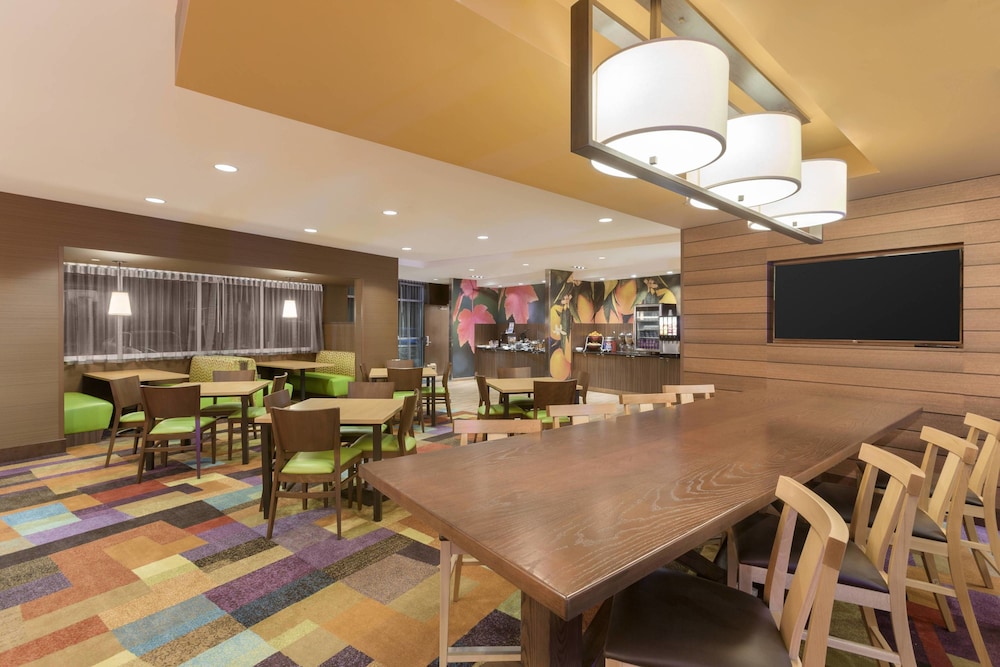 Fairfield Inn & Suites Pittsburgh Airport/Robinson Township,Pennsylvania>>Allegheny County,3 star