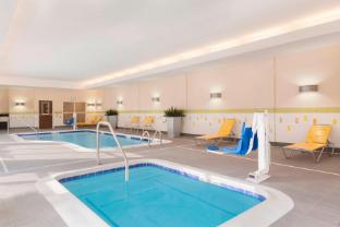 fairfield inn and suites pittsburgh airport robinson township