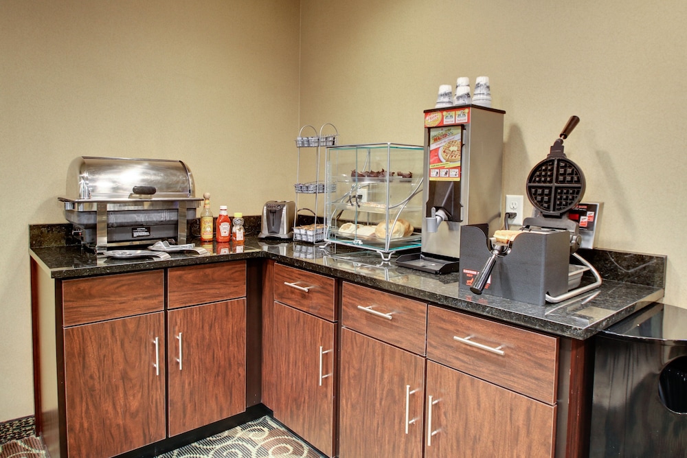 cobblestone inn and suites schuyler