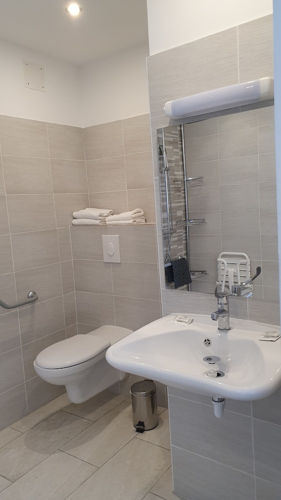 hotel de la poste piscine