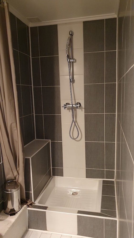 hotel de la poste piscine