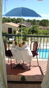 hotel de la poste piscine