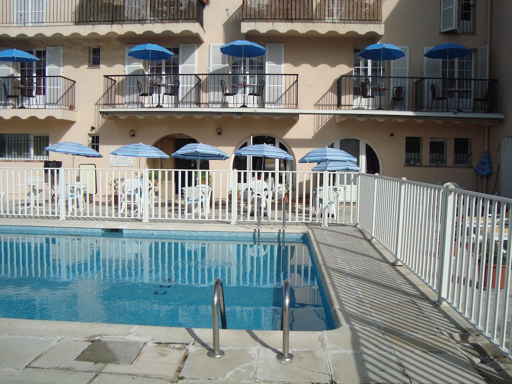 hotel de la poste piscine