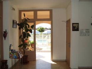 Hôtel De La Poste Piscine,Cabris>>Alpes-Maritimes,2 star