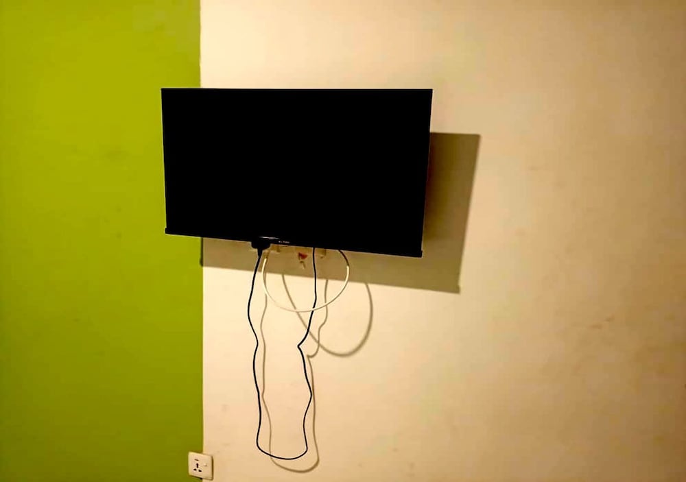 lloyds beach resort and hotel