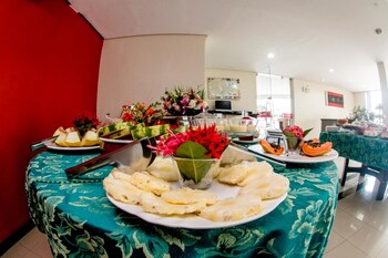 eunapolis plaza hotel