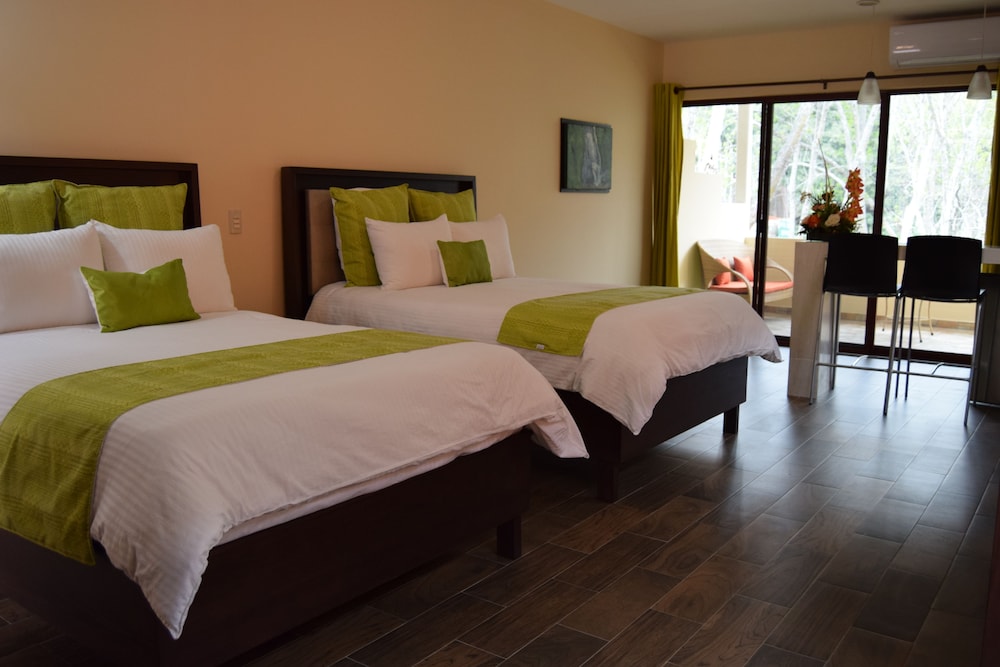 hotel chapala country