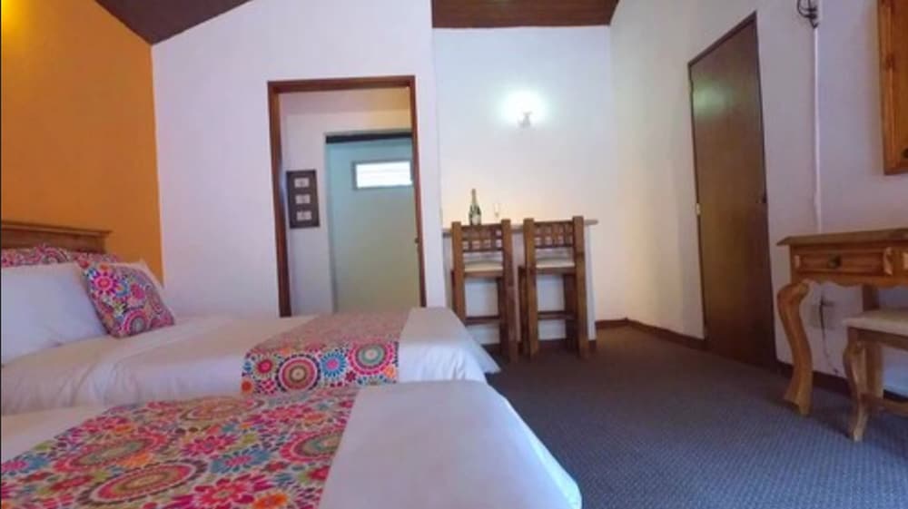 hotel chapala country