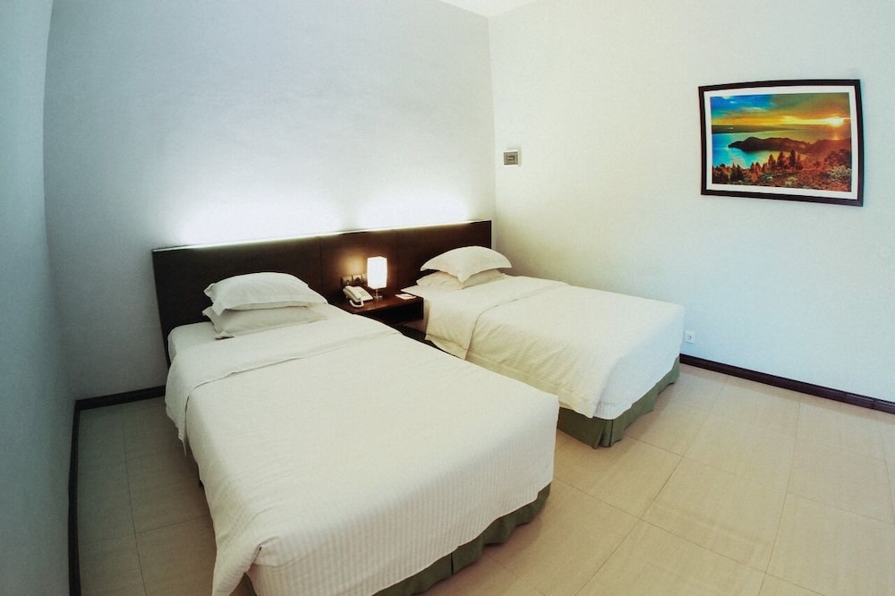 the hill hotel and resort sibolangit powered by archipelago