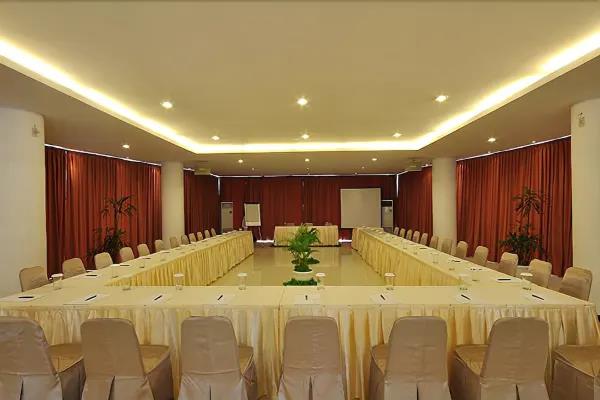 the hill hotel and resort sibolangit powered by archipelago