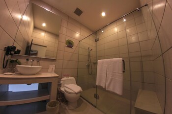 The Hill Hotel & Resort Sibolangit Powered By Archipelago,In Sibolangit,3 star