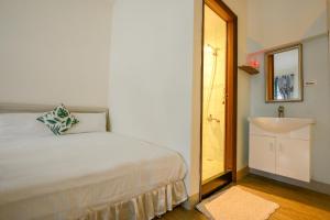 rabbit house hotel