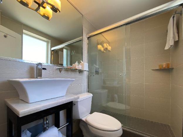 marseilles beachfront hotel