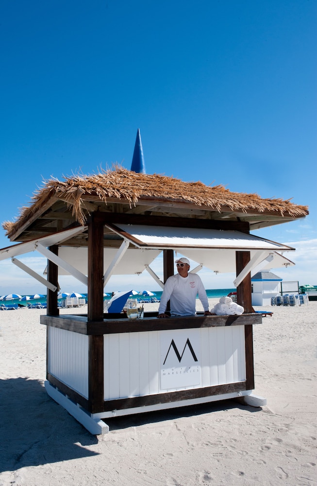 marseilles beachfront hotel