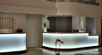 Marseilles Beachfront Hotel,Near Lincoln Road Mall,4 star