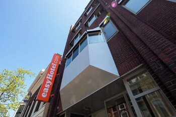 easyhotel the hague city centre