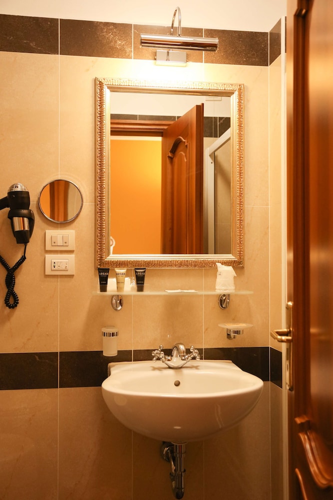 worldhotel casati 18