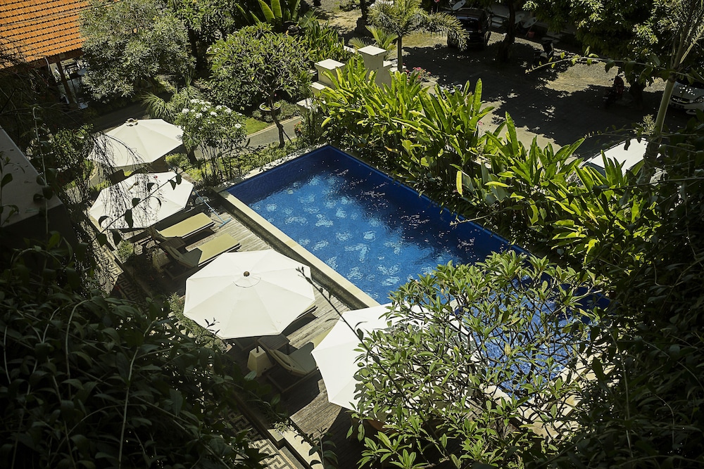 pondok anyar hotel