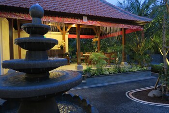 pondok anyar hotel