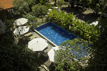 pondok anyar hotel