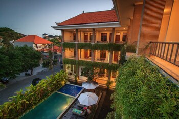 pondok anyar hotel