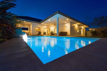 New Private Pool Villa With 3Br Mv77,,4 star