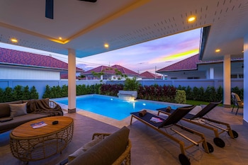 New Private Pool Villa With 3Br Mv77,,4 star