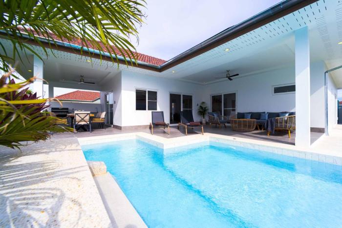 new private pool villa with 3br mv77