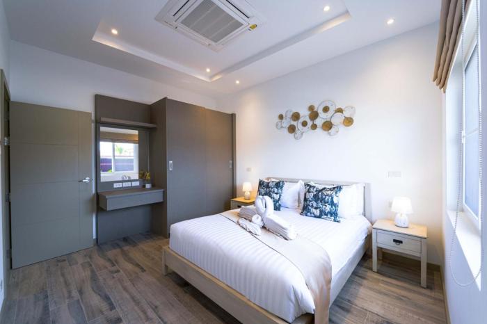 new private pool villa with 3br mv77