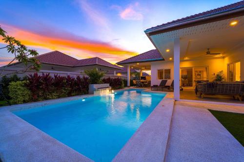 new private pool villa with 3br mv77