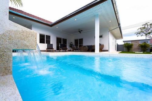 new private pool villa with 3br mv77