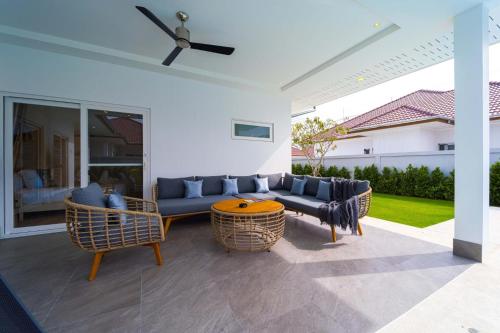 new private pool villa with 3br mv77