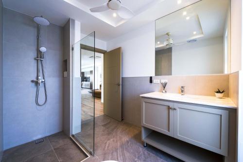 new private pool villa with 3br mv77