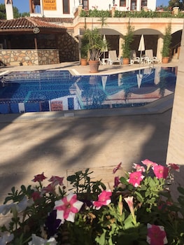 ates otel